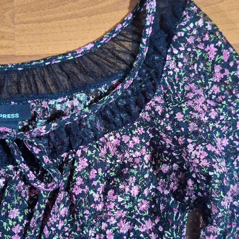Express floral print top - Picture 2 of 7